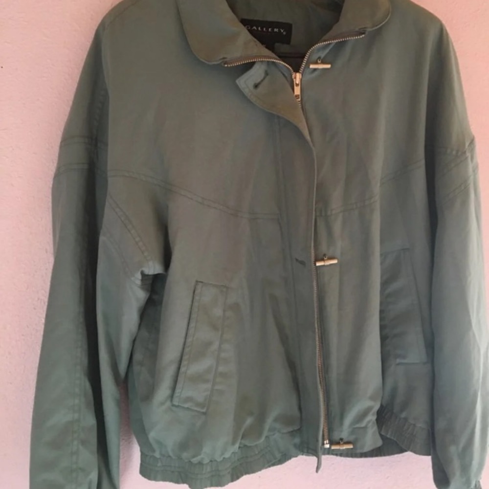 Bomber jacket